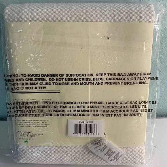 NWT Caravan Rug - Picture 3 of 5